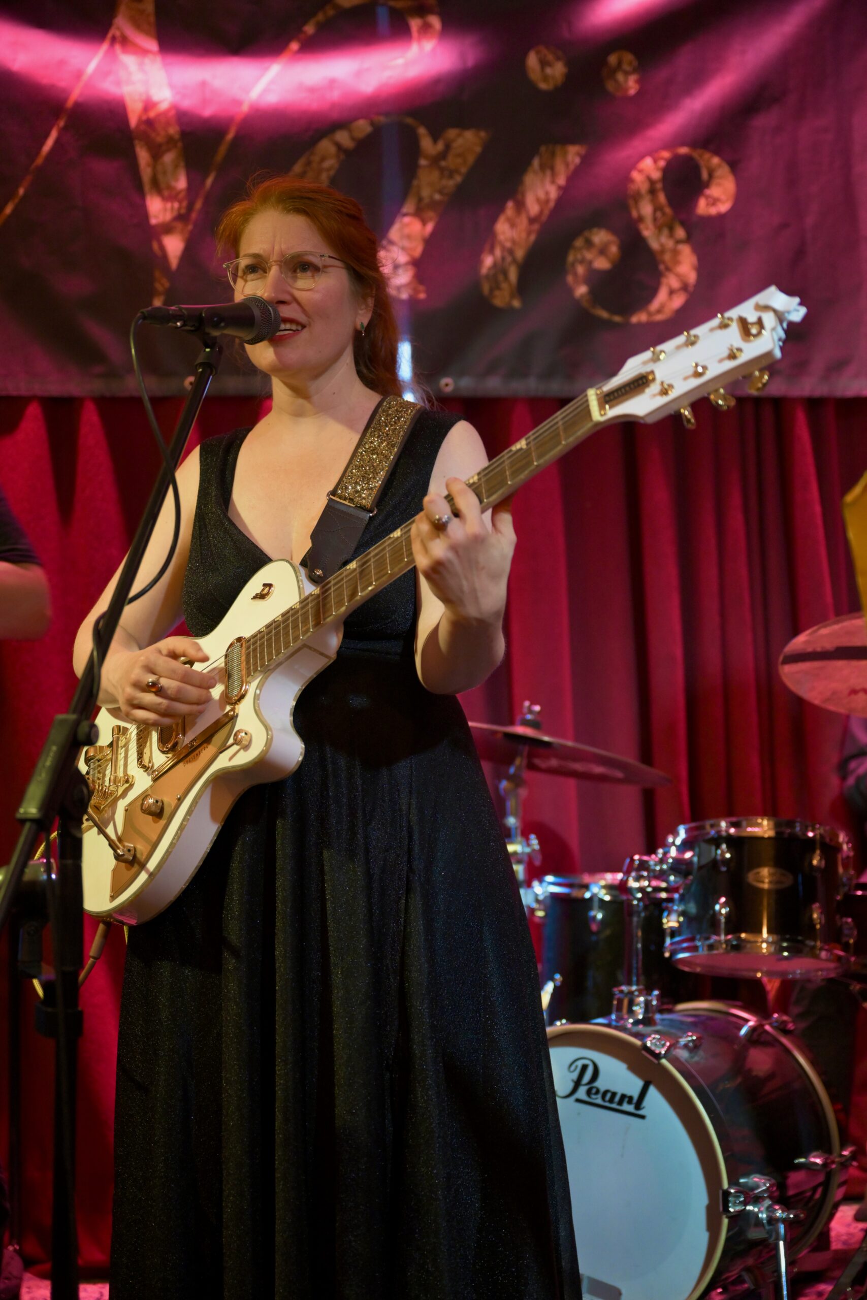 Naïs Record Release Party 08/26